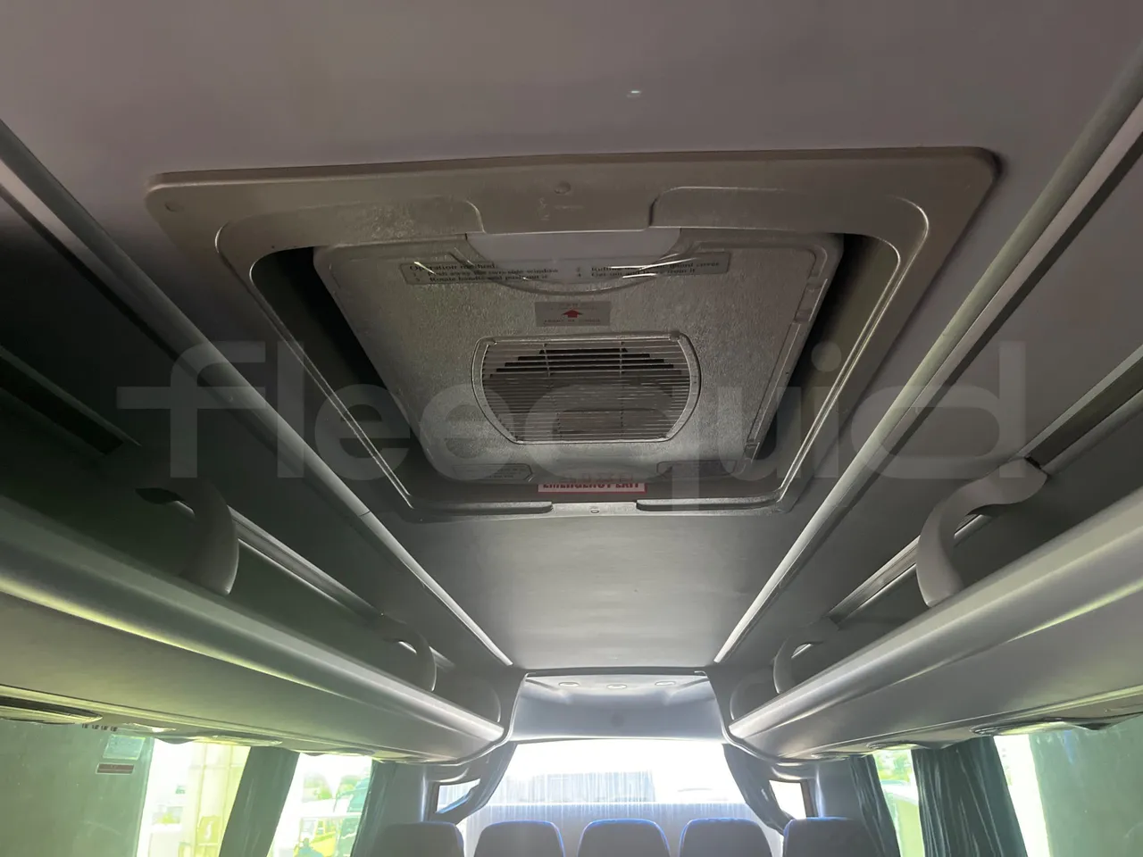 King Long XMQ6900 XMQ6900/ Euro 6 - 204 Kw - 8,995 Mt - roof hatch 1