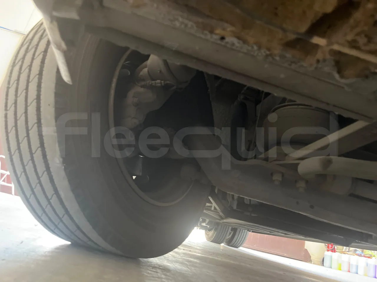 King Long XMQ6900 XMQ6900/ Euro 6 - 204 Kw - 8,995 Mt - front axle right side