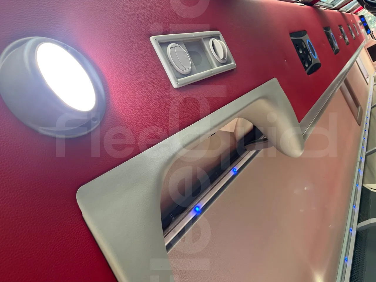 Van Hool Astromega TDX27 - EUR6 - 375kW - 14.105m - jack and driver keys