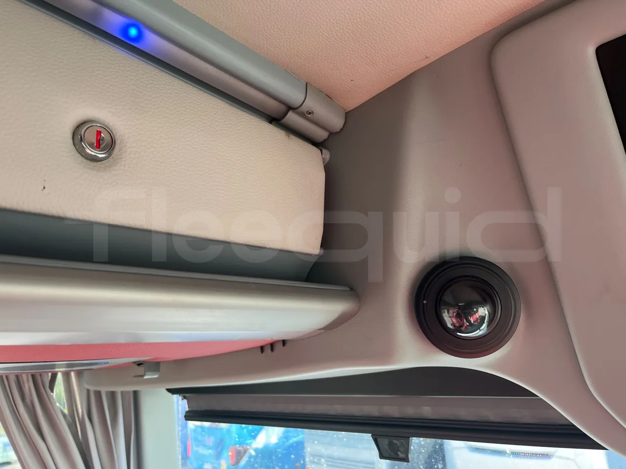 Van Hool Astromega TDX27 - EUR6 - 375kW - 14.105m - camera accessories photo