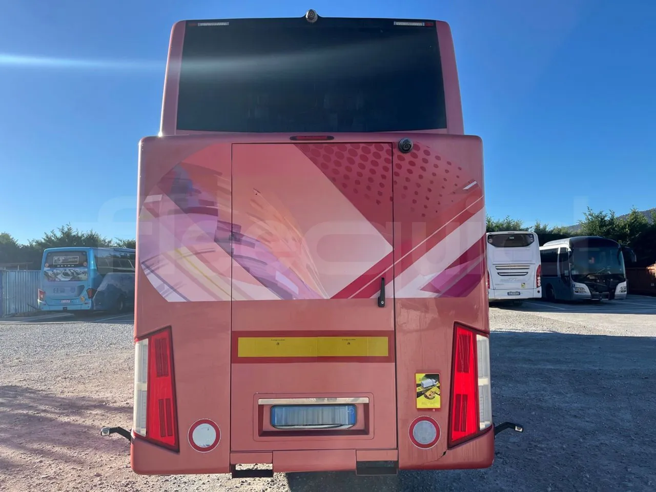Van Hool Astromega TDX27 - EUR6 - 375kW - 14.105m - rear hatch closed