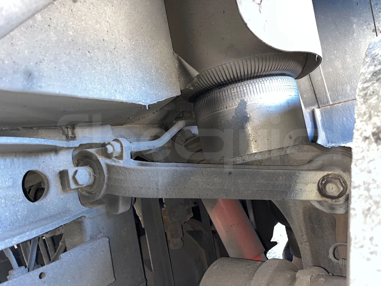 Van Hool Astromega TDX27 - EUR6 - 375kW - 14.105m - axel 3 shock absorbers 1 right