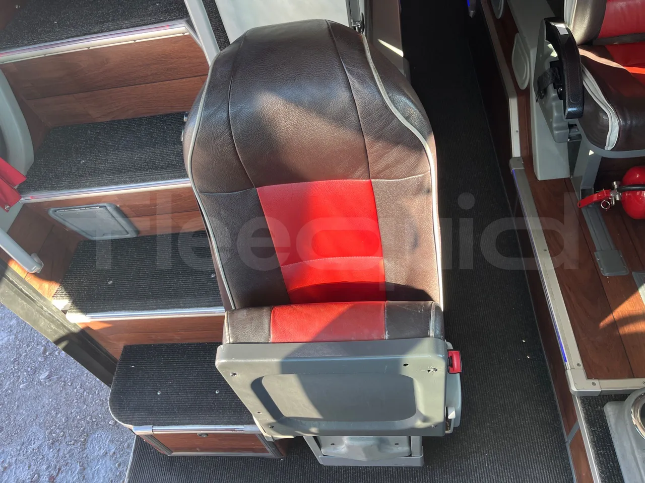 Van Hool Astromega TDX27 - EUR6 - 375kW - 14.105m - hostess seat photo