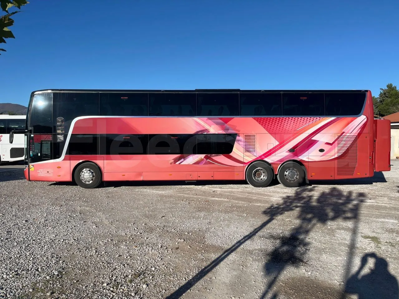 Van Hool Astromega TDX27 - EUR6 - 375kW - 14.105m - left side photo