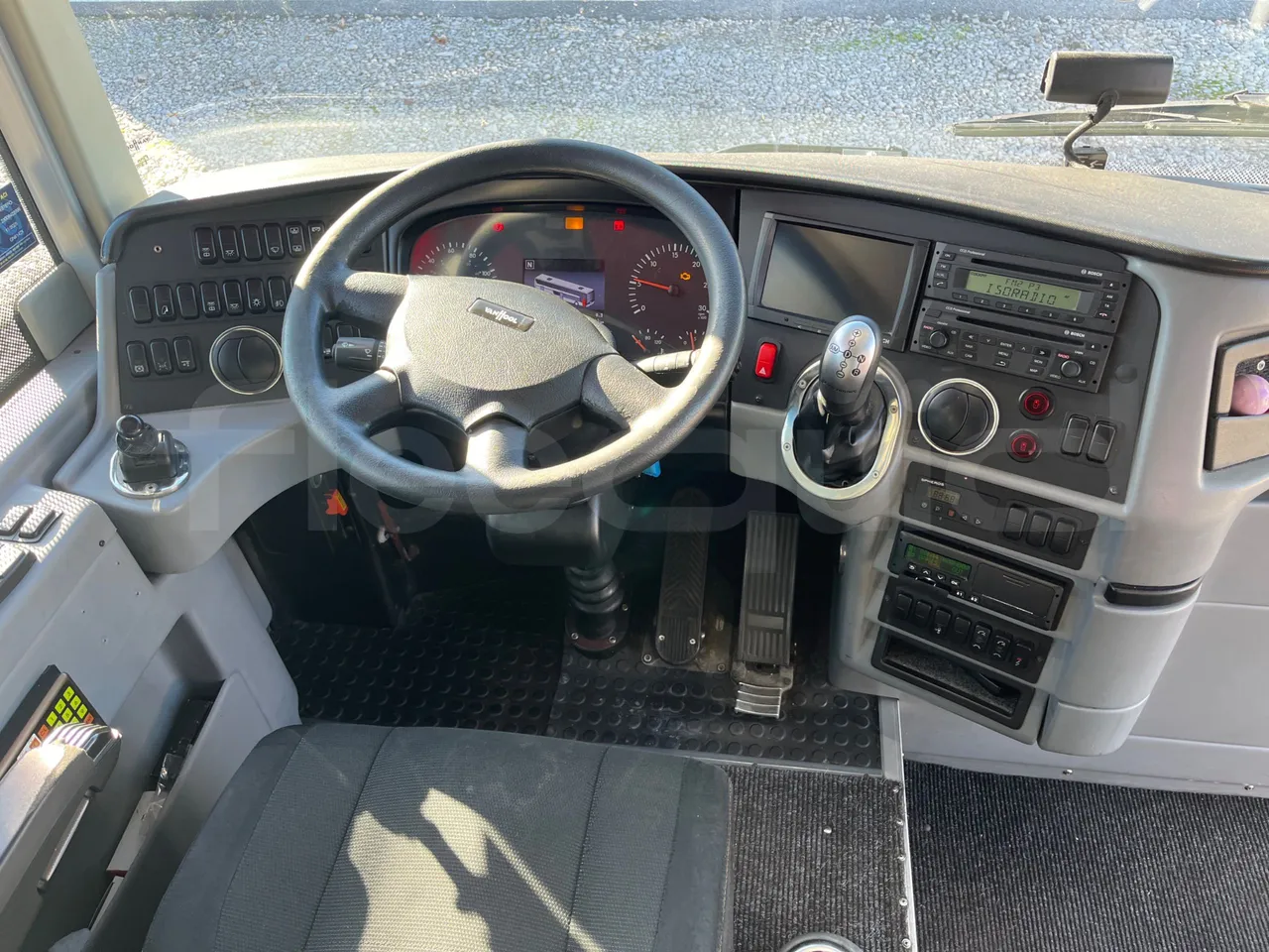 Van Hool Astromega TDX27 - EUR6 - 375kW - 14.105m - steering wheel photo