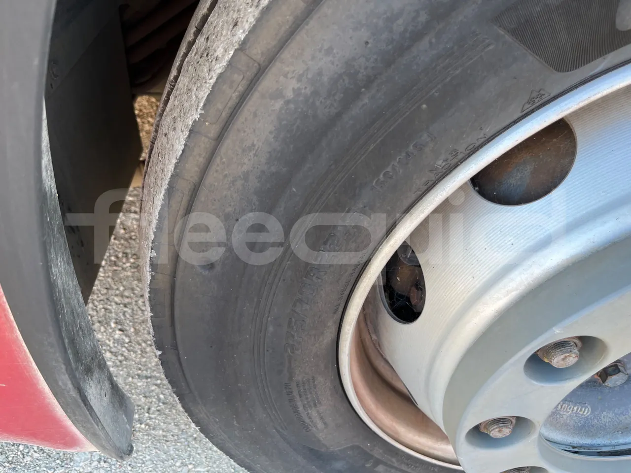 Iveco Citelis Citelis 18 m Diesel - front left tire measurements