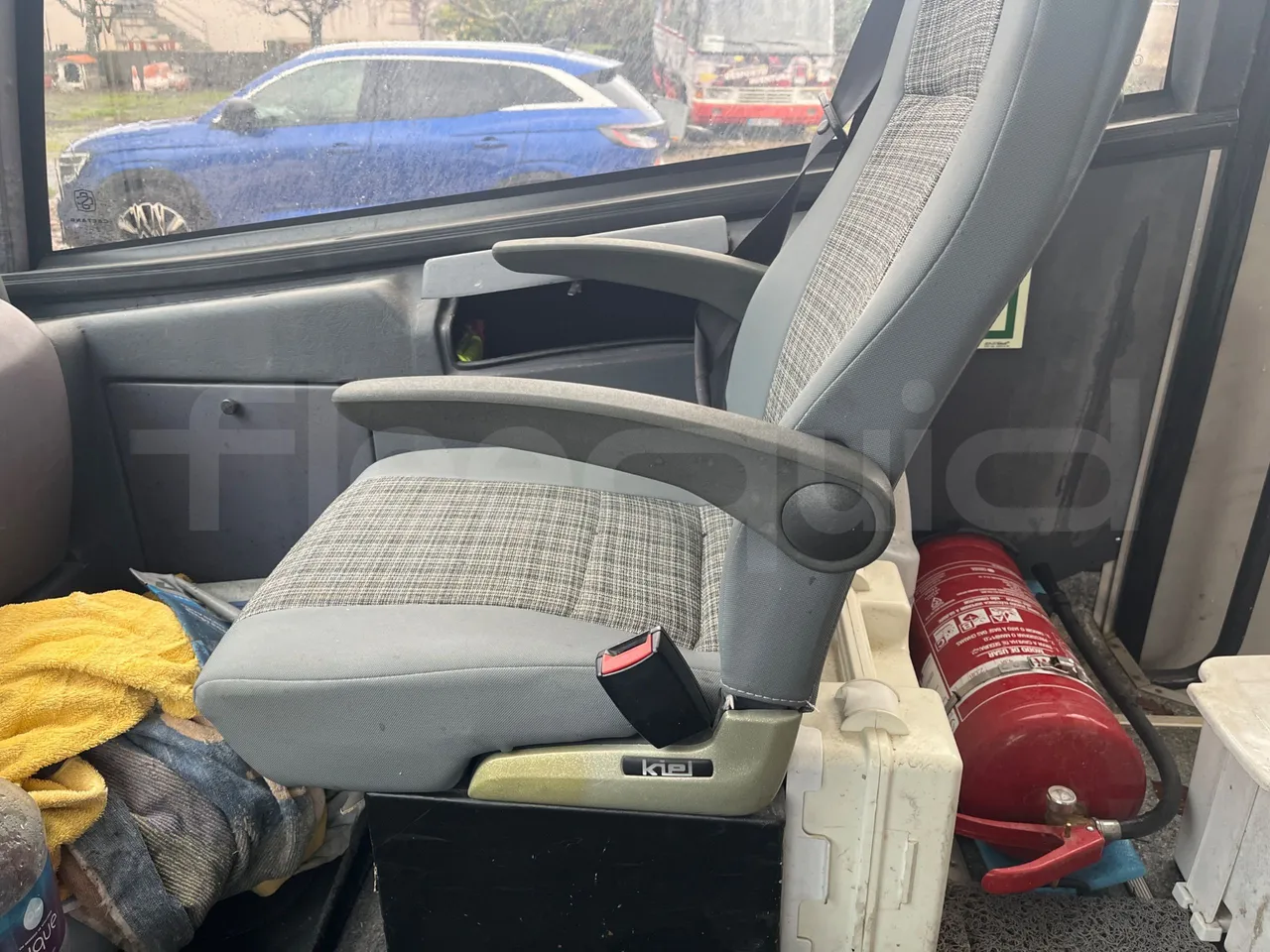 Salvador Caetano Optimo Cabrio BB50L - EUR3 - 100kW - 7.586m - armrest detail photo