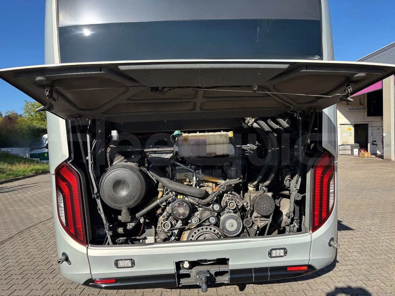 Man Lion's Coach - Rear Hatch Open
