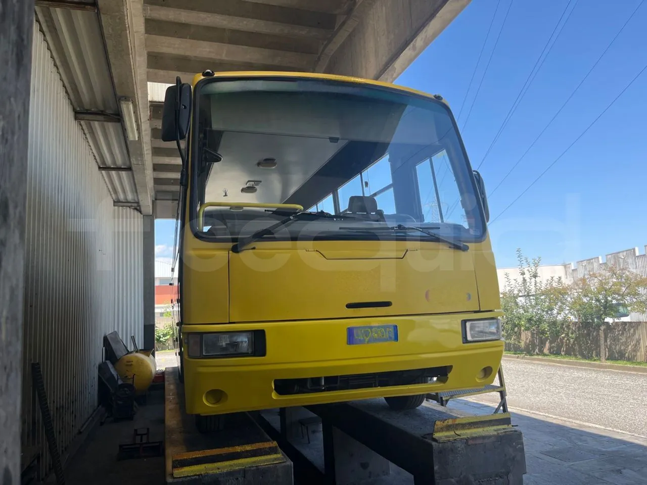 Iveco Cacciamali Tema20/ Euro 2 - 130 Kw - 7,380 Mt - Base cover photo