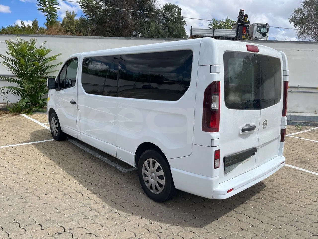 Opel Vivaro - B X83 -EUR6 -85kW -5.399m - 3/4 left rear side