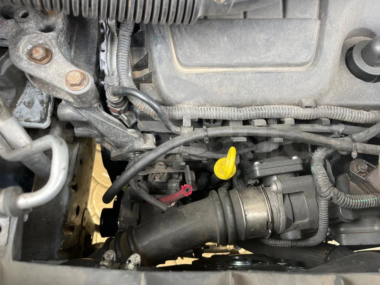 Opel Vivaro - B X83 -EUR6 -85kW -5.399m - engine without protection