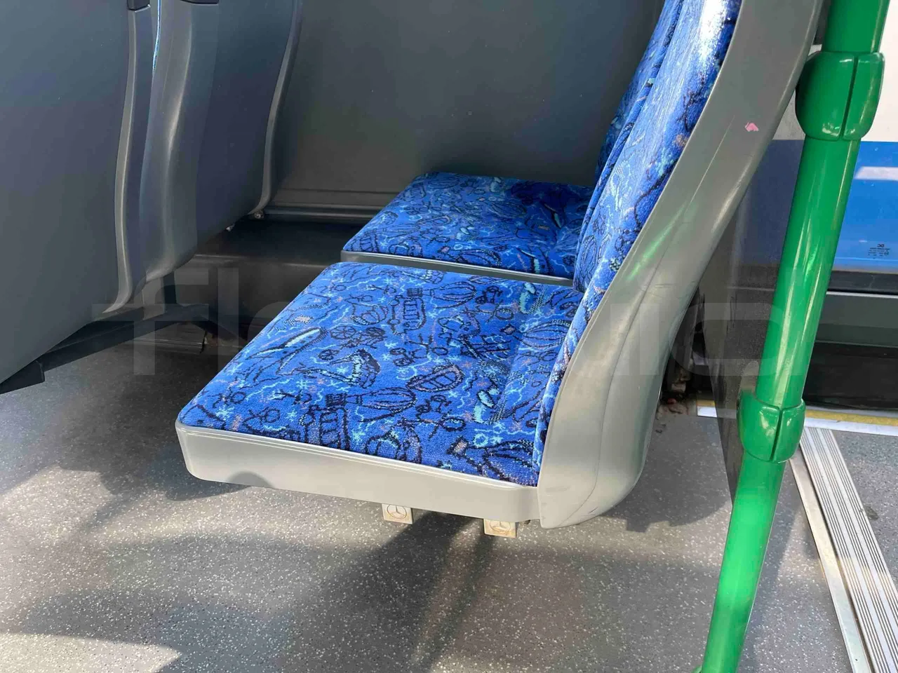 Mercedes-Benz Citaro O 530 LE - Euro 6 - 220 kW - 12.170 mt - armrest detail photo