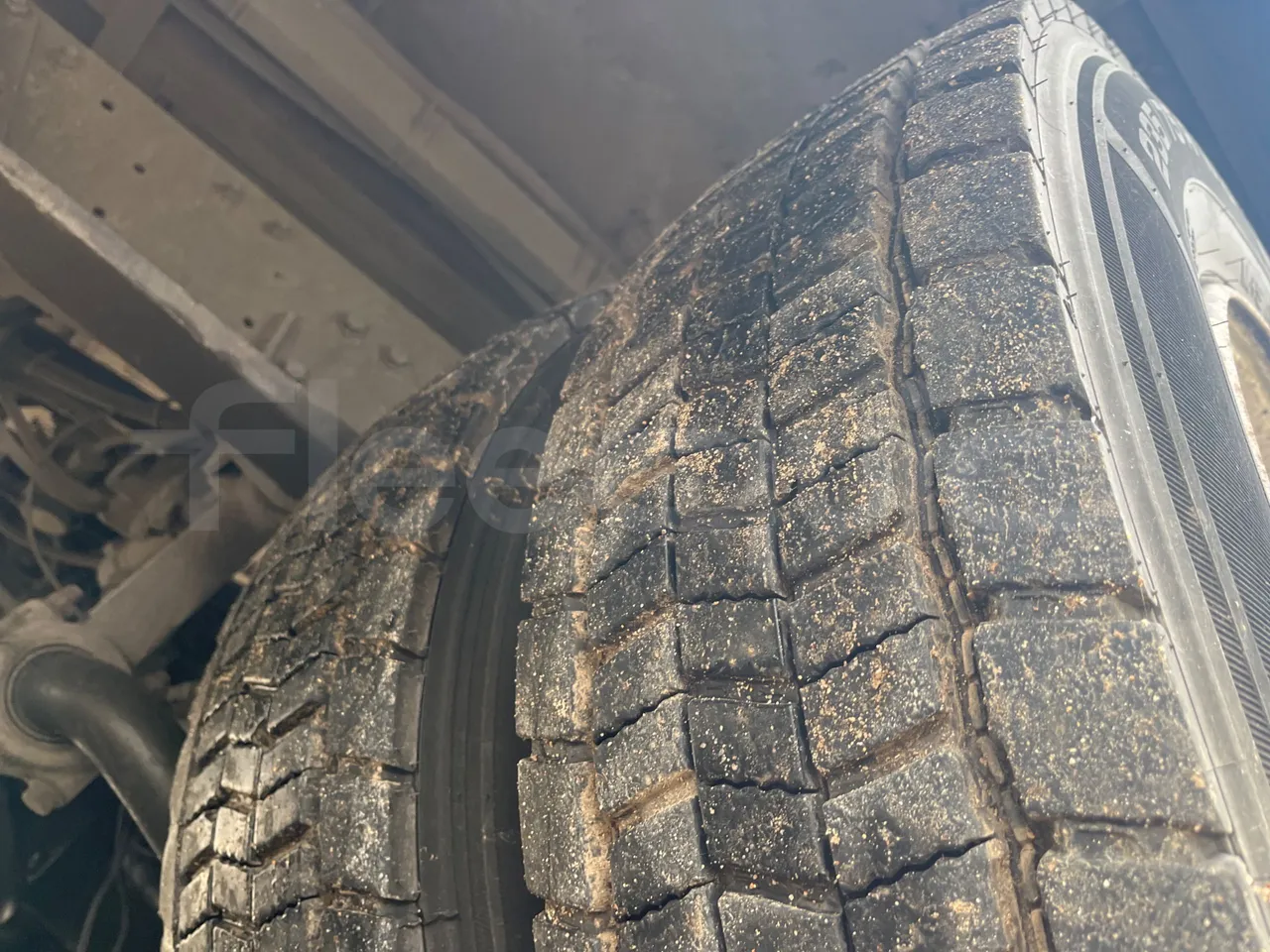Man 10.225 FOCL 10.552 FOCL - Euro3 - 162 kW - 8 mt - tread condition second axle tires left
