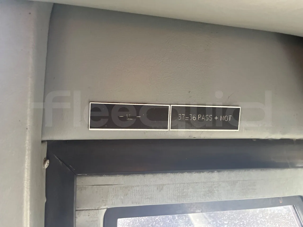 Man 10.225 FOCL 10.552 FOCL - Euro3 - 162 kW - 8 mt - seat plate photo