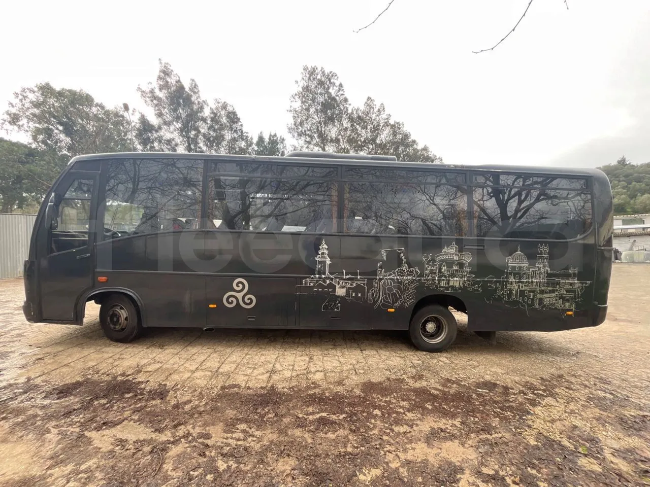 Man 10.225 FOCL 10.552 FOCL - Euro3 - 162 kW - 8 mt - left side photo