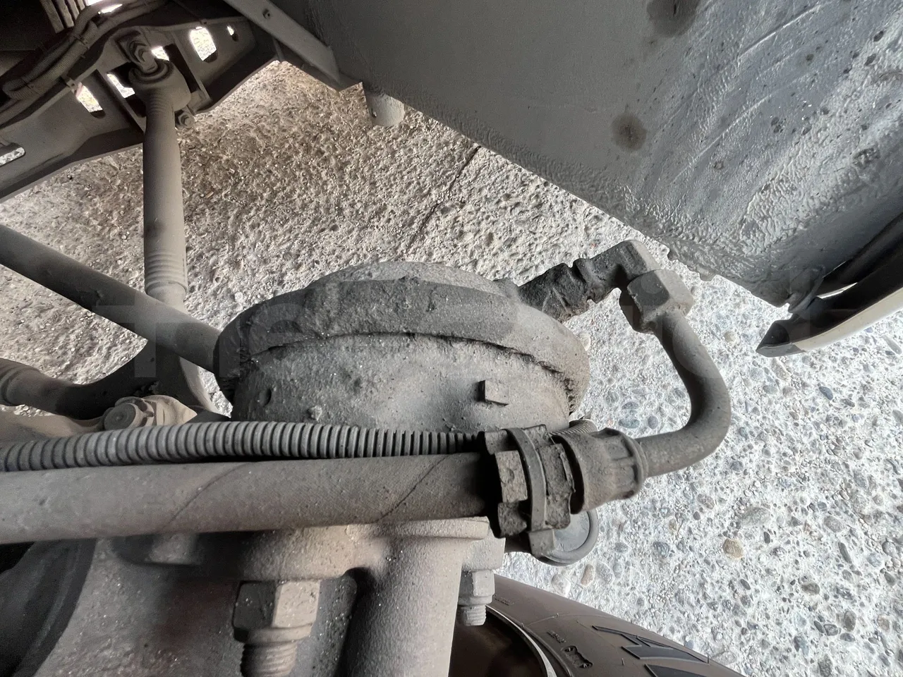 Setra S415 - First Axle Brake Calipers Left Side