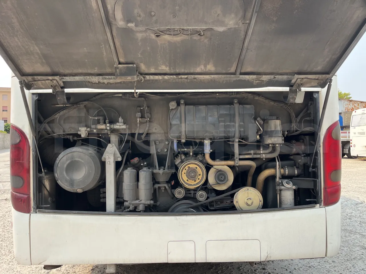 Setra S415 - Rear Hatch Open