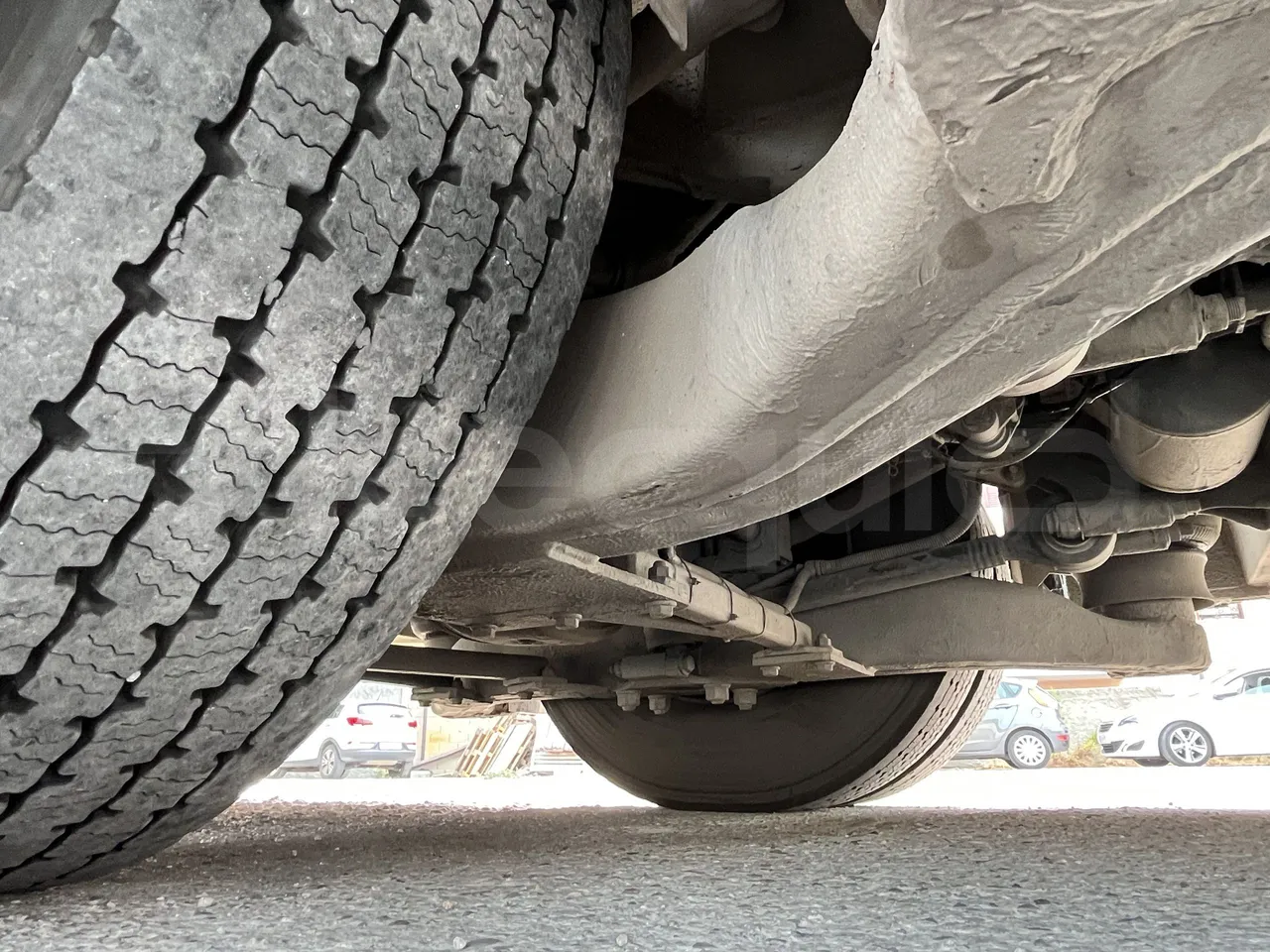 Setra S415 - Second Axle Left Side