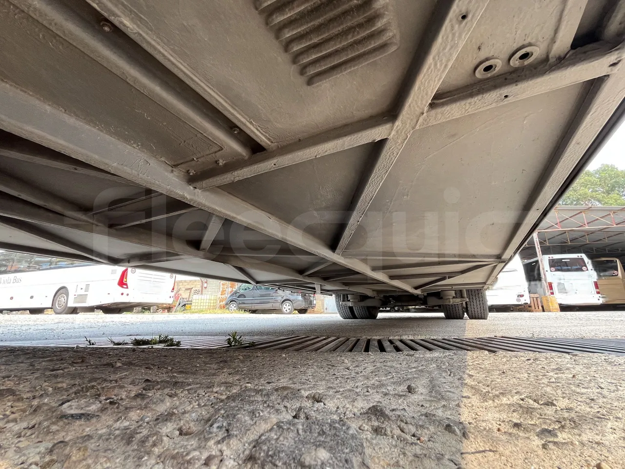 Setra S415 - Central Undercarriage