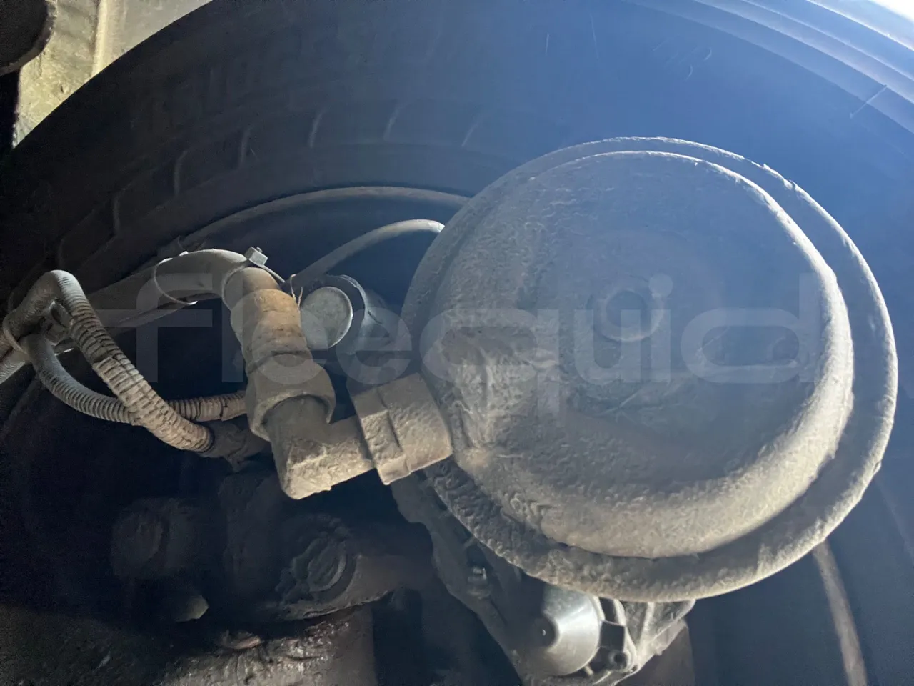 Neoplan Skyliner - front brake calipers left