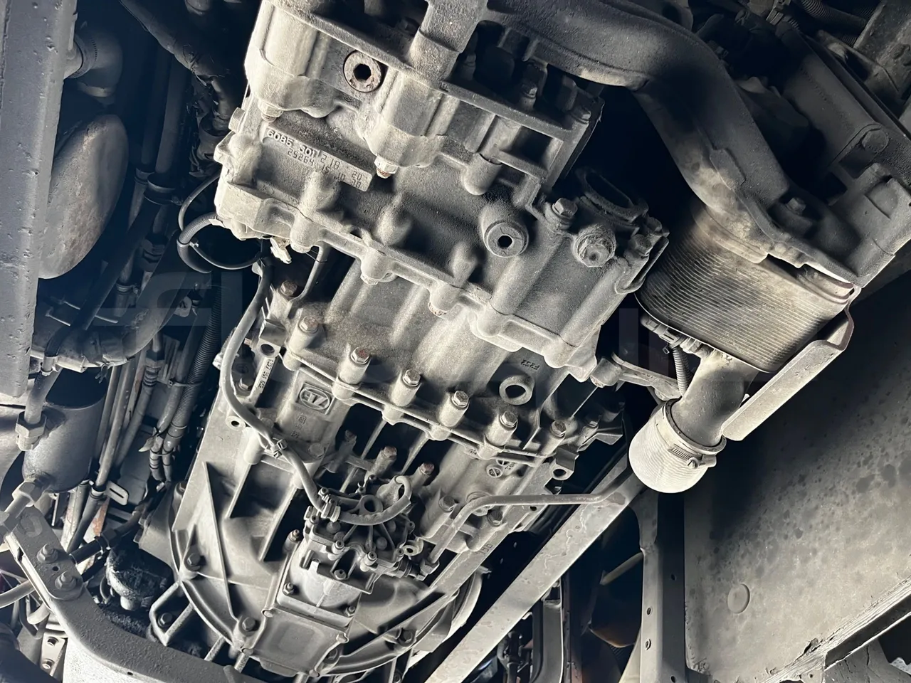 Neoplan Skyliner - gearbox photo