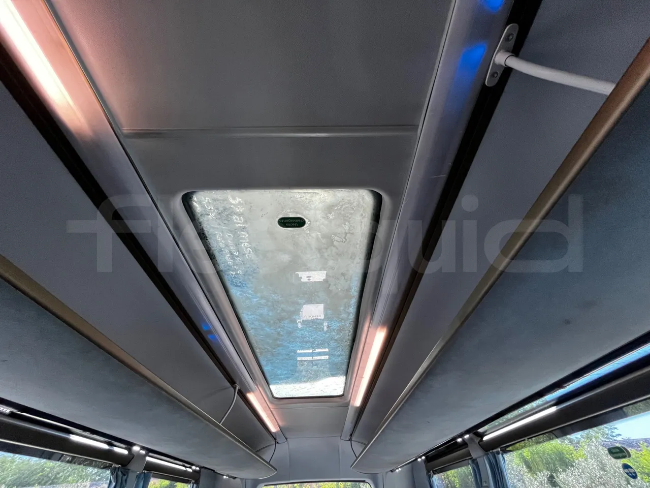 Neoplan Skyliner - roof hatch 1