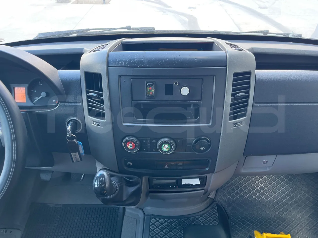 Mercedes-Benz Sprinter 519CDI -EUR5-140kW -7.345m Abitur - onboard devices 2