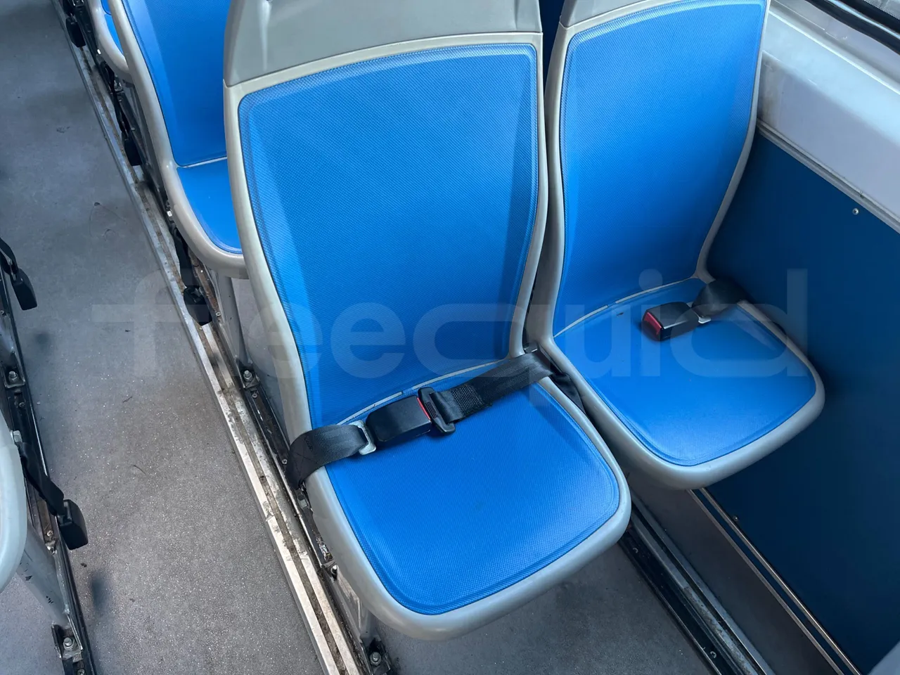 Mercedes-Benz Sprinter 519CDI -EUR5-140kW -7.345m Abitur - central seat safety belt
