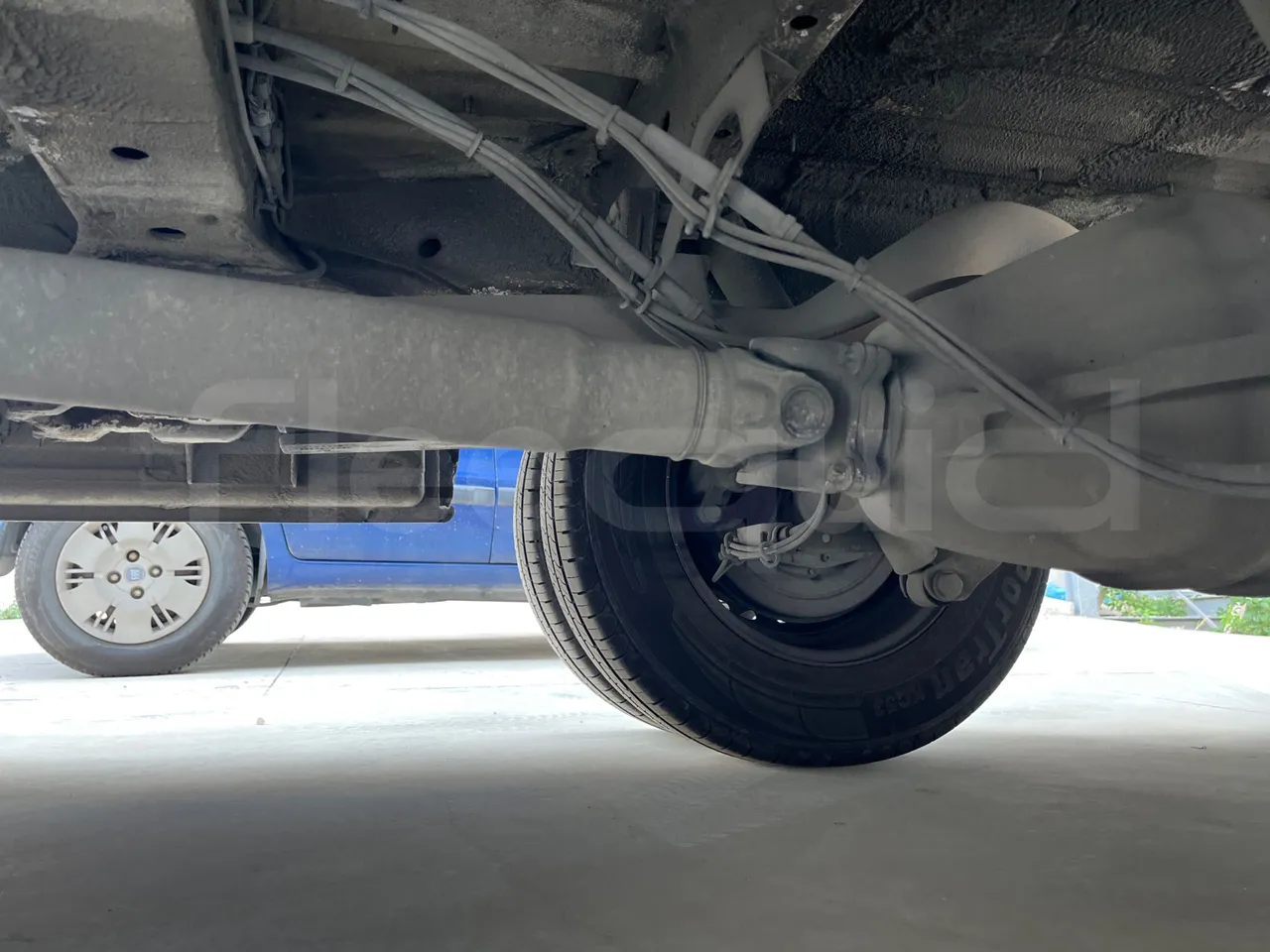 Mercedes-Benz Sprinter 519CDI -EUR5-140kW -7.345m Abitur - driveshaft photo