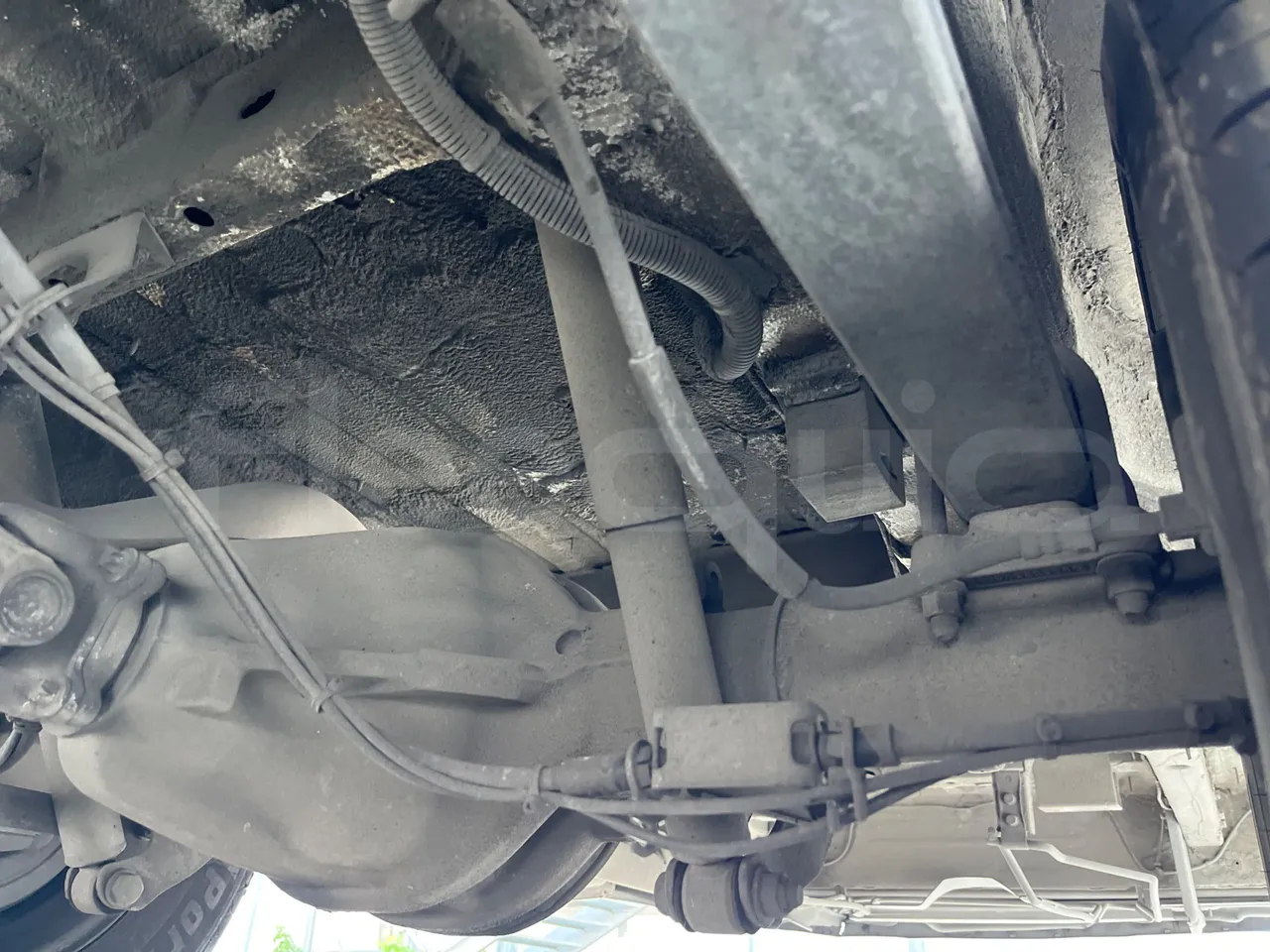 Mercedes-Benz Sprinter 519CDI -EUR5-140kW -7.345m Abitur - axle 2 shock absorbers 1 left