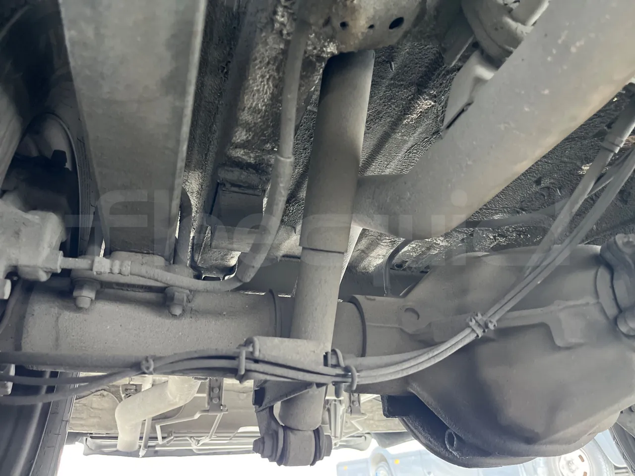 Mercedes-Benz Sprinter 519CDI -EUR5-140kW -7.345m Abitur - axle 2 shock absorbers 2 left