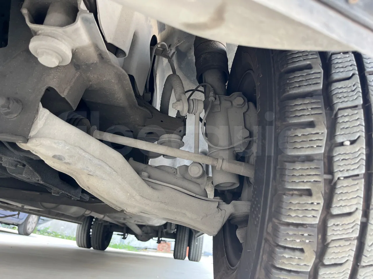 Mercedes-Benz Sprinter 519CDI -EUR5-140kW -7.345m Abitur - front axle left side