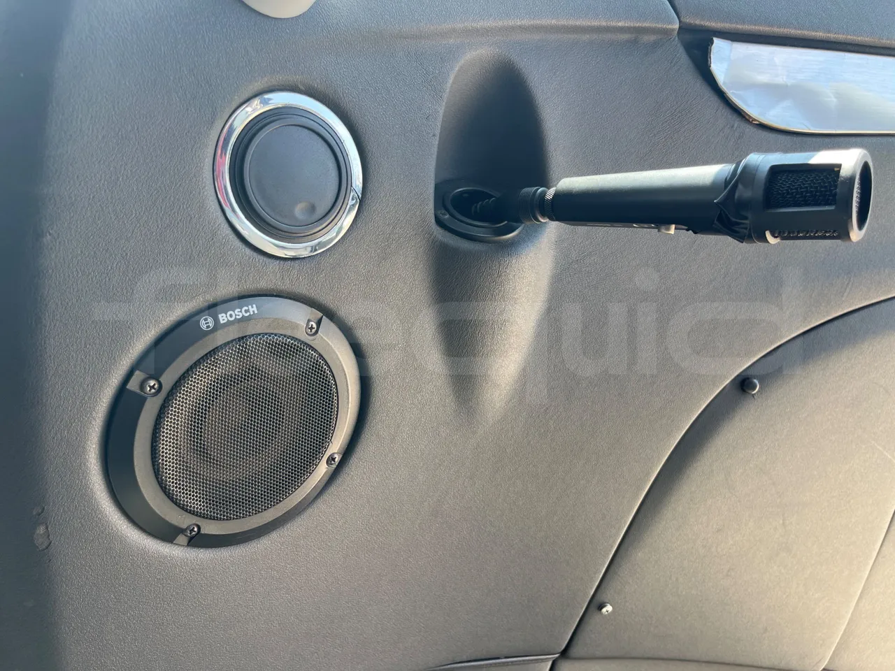 Irizar Scania - hostes microphone accessories photo