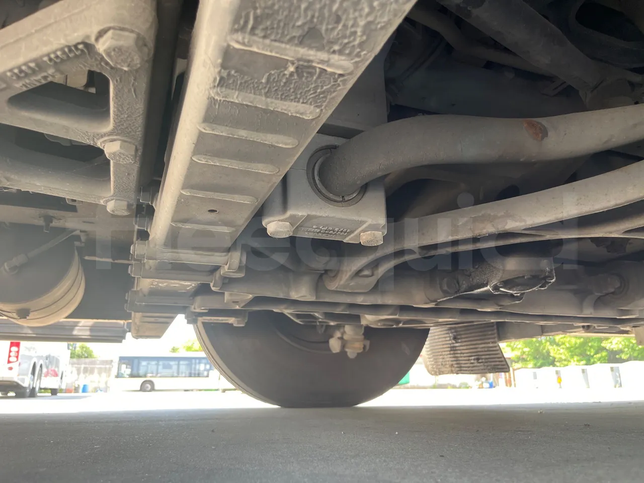 Irizar Scania - front axle left side