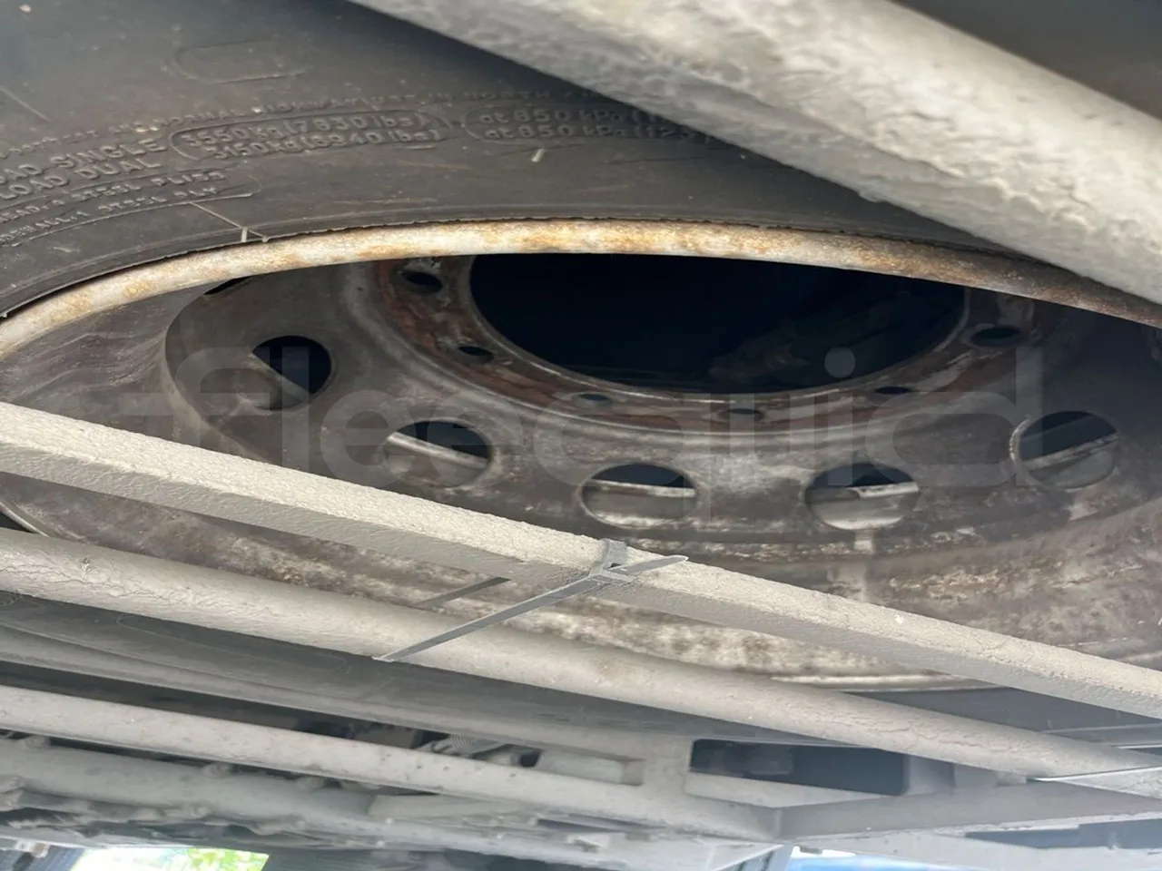 Irizar Scania - spare wheel
