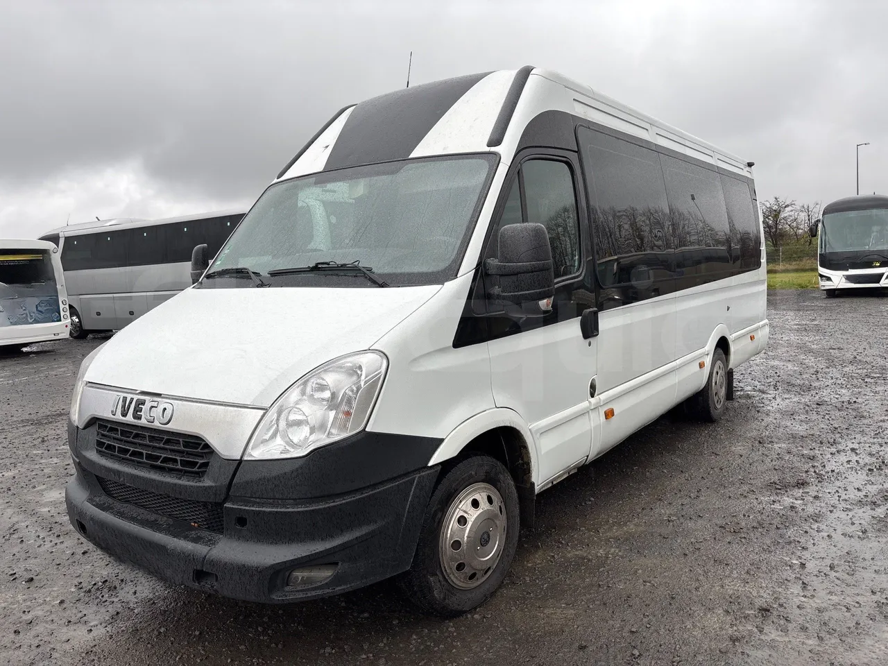 Iveco Daily A40C17 - Euro5 - 125kW - 6mt - 3/4 front left