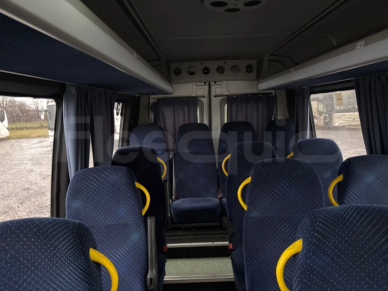 Iveco Daily A40C17 - Euro5 - 125kW - 6mt - reverse view middle aisle