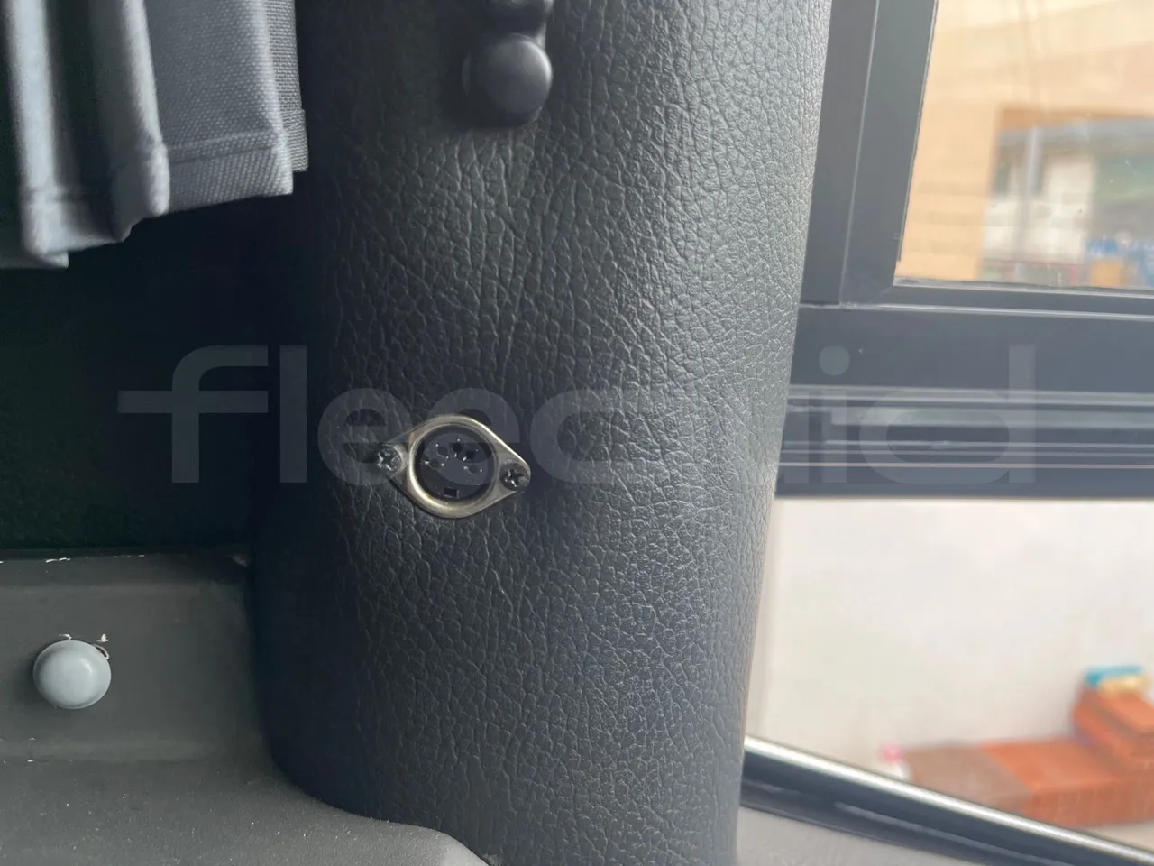 Irizar Scania Century K124EB - EUR3 - 309kW - 15m - driver microphone accessories photo