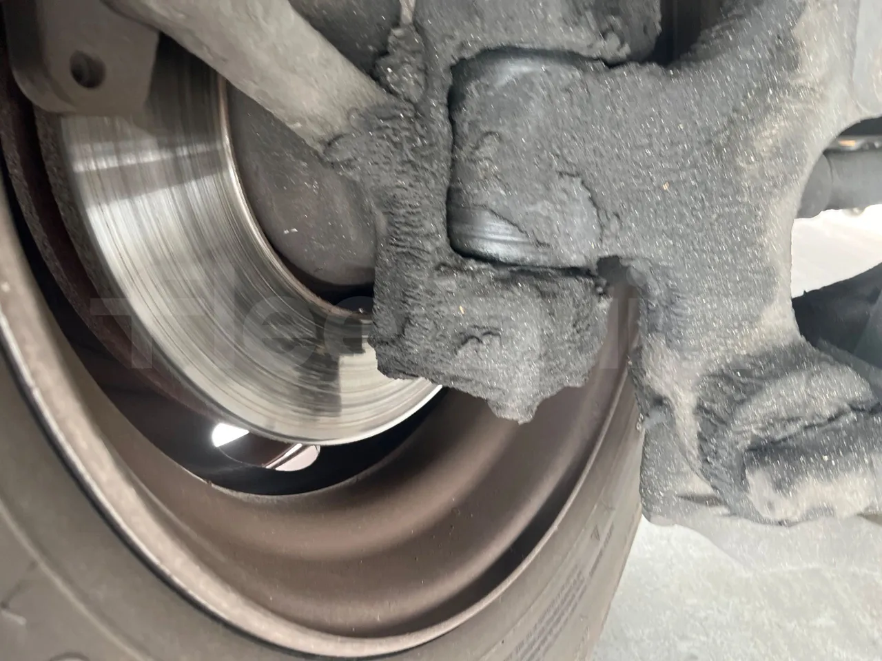 Irizar Scania Century K124EB - EUR3 - 309kW - 15m - front discs right