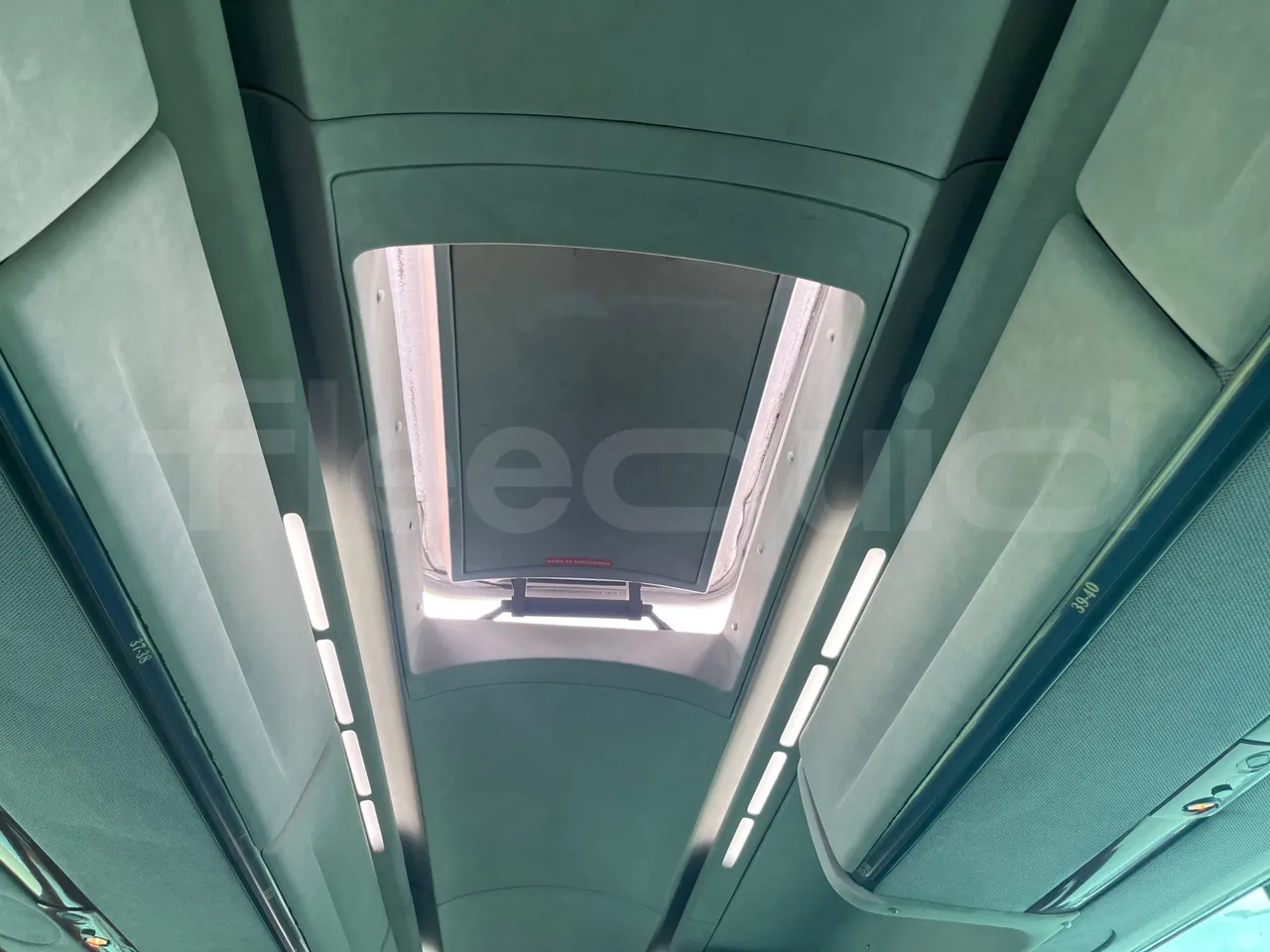 Irizar Scania Century K124EB - EUR3 - 309kW - 15m - roof hatch 2