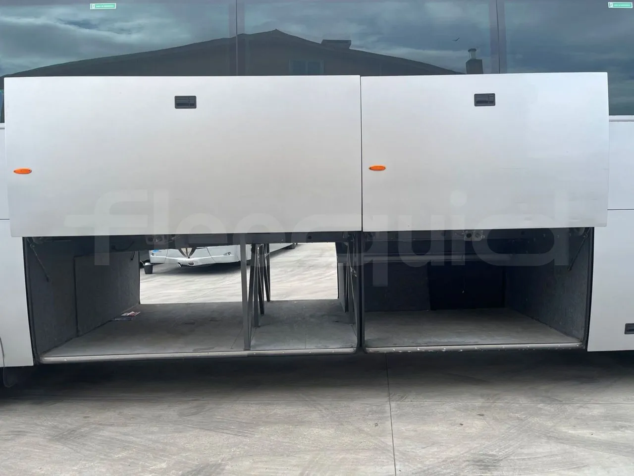 Irizar Scania Century K124EB - EUR3 - 309kW - 15m - luggage rack photo
