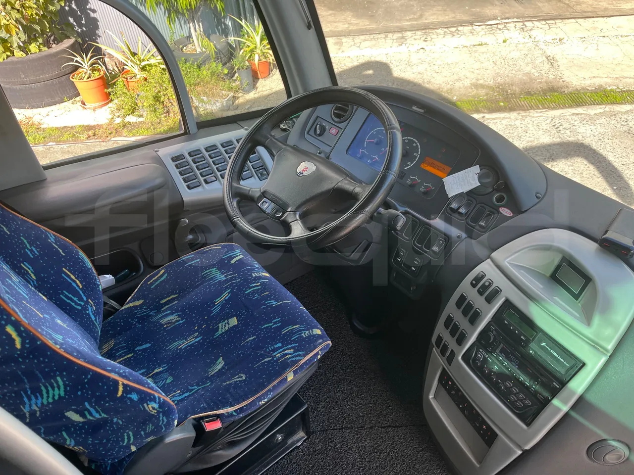 Irizar Scania K 420 EB 4x2 - Euro4 - 309kW - 12.920mt - buttons panels on