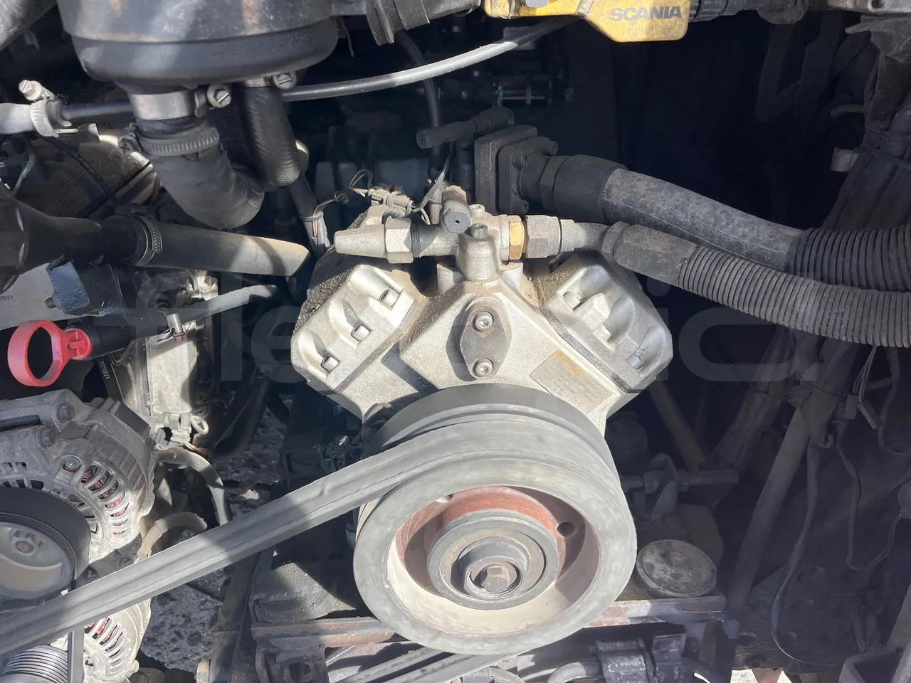 Irizar Scania K 420 EB 4x2 - Euro4 - 309kW - 12.920mt - air conditioning compressor