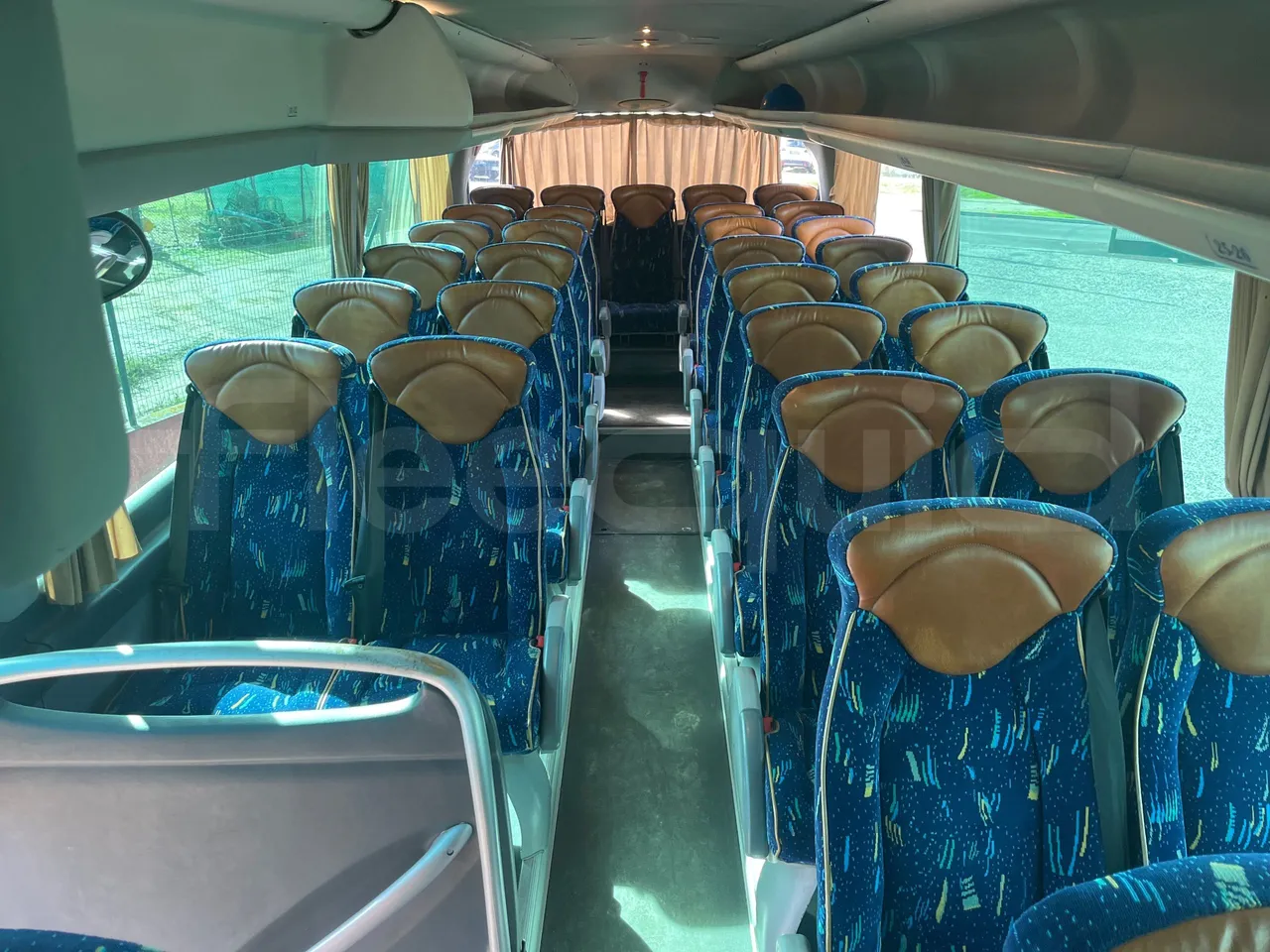 Irizar Scania K 420 EB 4x2 - Euro4 - 309kW - 12.920mt - reverse view middle aisle