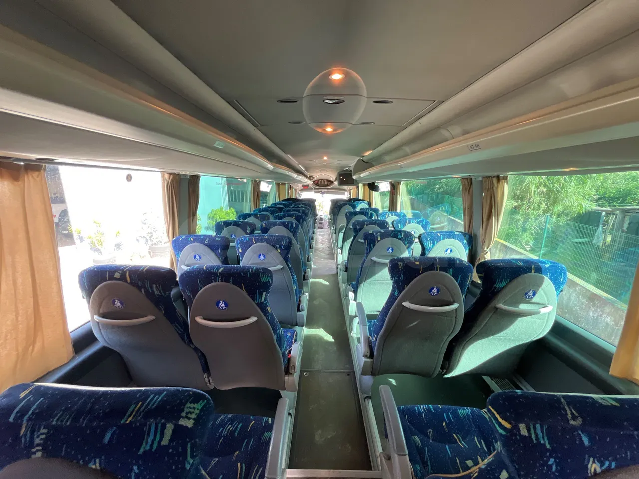 Irizar Scania K 420 EB 4x2 - Euro4 - 309kW - 12.920mt - forward view all seats last row height