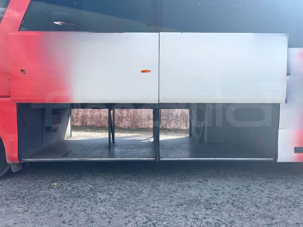 Irizar Scania K 420 EB 4x2 - Euro4 - 309kW - 12.920mt - luggage rack photo