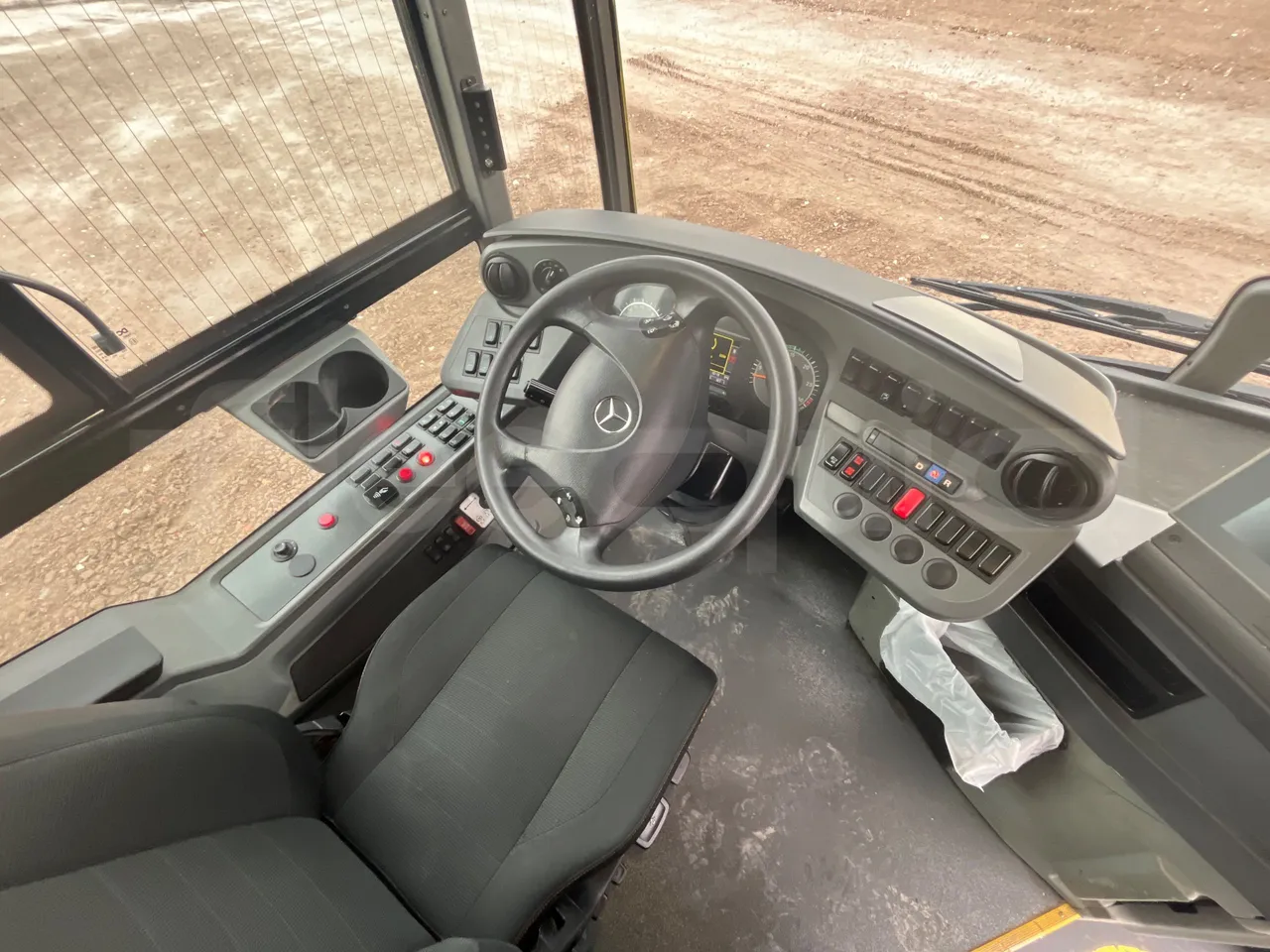 Mercedes-Benz Citaro 628 02 - Euro 6 - 220 kW - 12.140 mt - buttons panels on