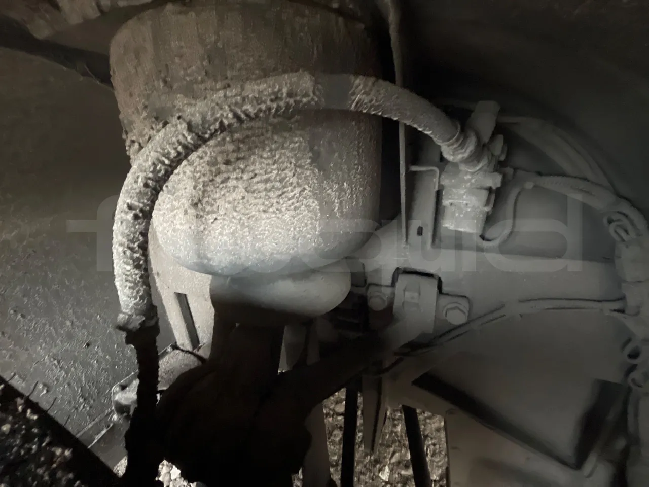 Mercedes-Benz Citaro 628 02 - Euro 6 - 220 kW - 12.140 mt - front brake calipers right