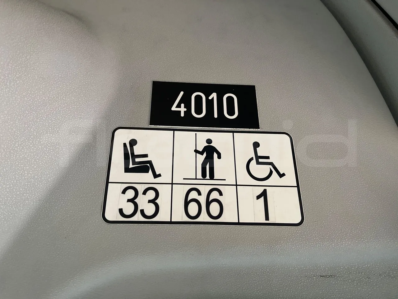 Mercedes-Benz Citaro 628 02 - Euro 6 - 220 kW - 12.140 mt - seat plate photo