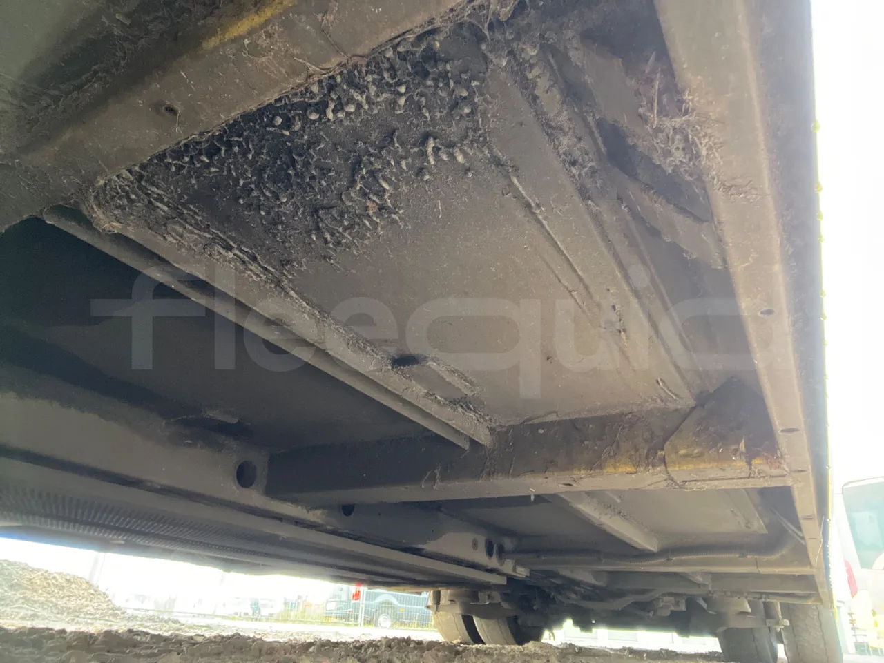 Mercedes-Benz Citaro 628 02 - Euro 6 - 220 kW - 12.140 mt - central undercarriage photo